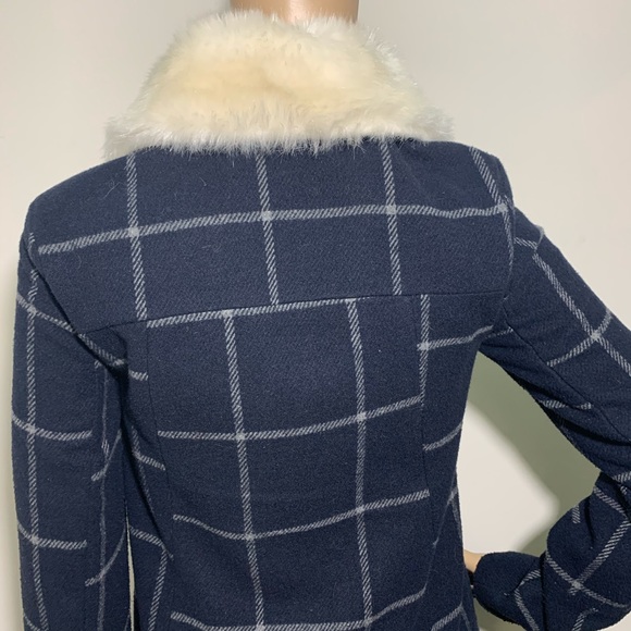 CoffeeShop A Line Plaid Peacoat Faux Fur Collar - Picture 5 of 6